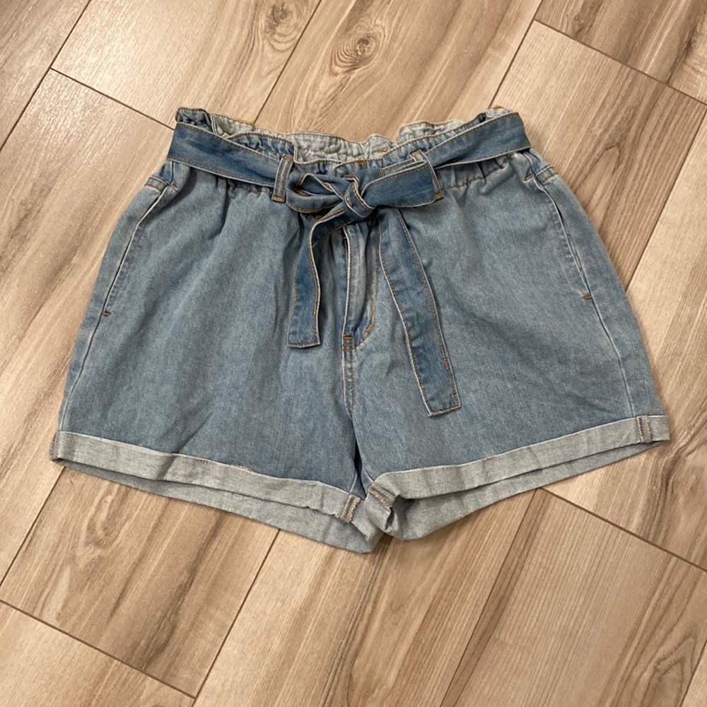 NWOT Jeans Shorts  - Large